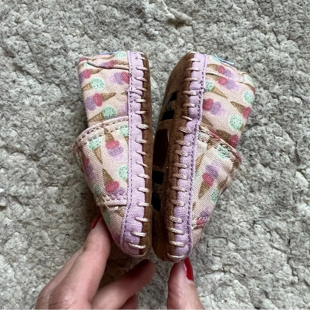 Toms Baby Pink, Purple, Teal, Tan Ice Cream Soft Sole Velcro Closure Shoes Sz 2